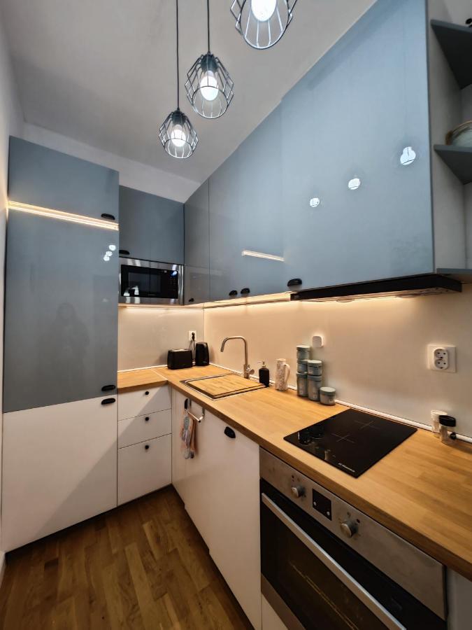 Ferienwohnung Apart Sofia Lion Bridge 2Bdr Self Check In Exterior foto